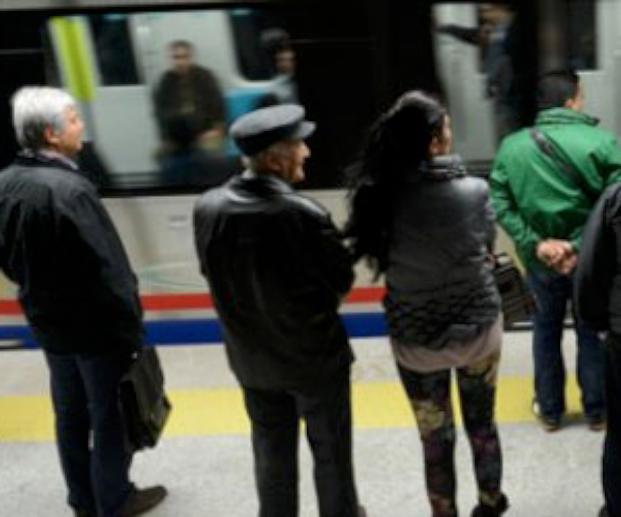 Marmaray'� merakl�lar durdurmu�