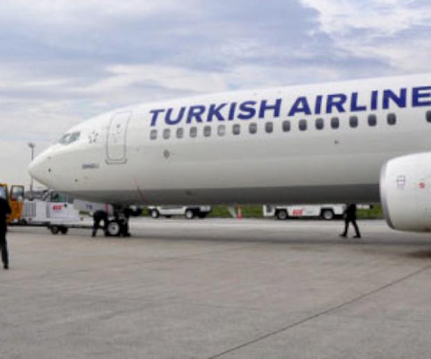 THY u�aklar� birbirine �arpt�