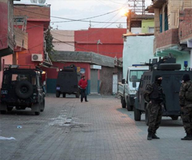 Kanaat �nderinin evine bombal� sald�r�