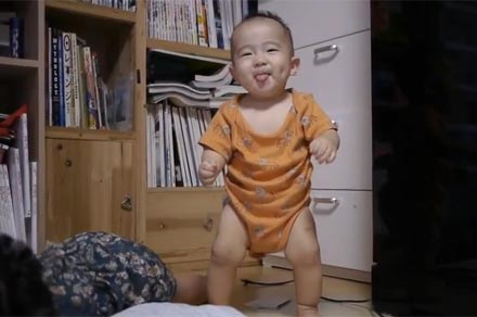 Gangnam Style Dancing Baby